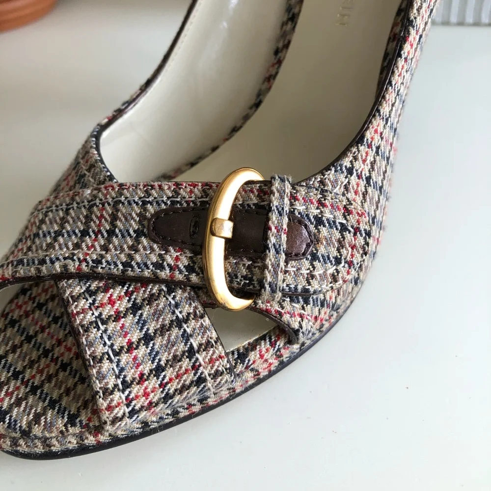AK Anne Klein Plaid Houndstooth Heel Pump Brown Tan Gold Brass hardware size 6.5 - Picture 16 of 16